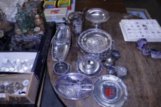 A quantity of various plated ware