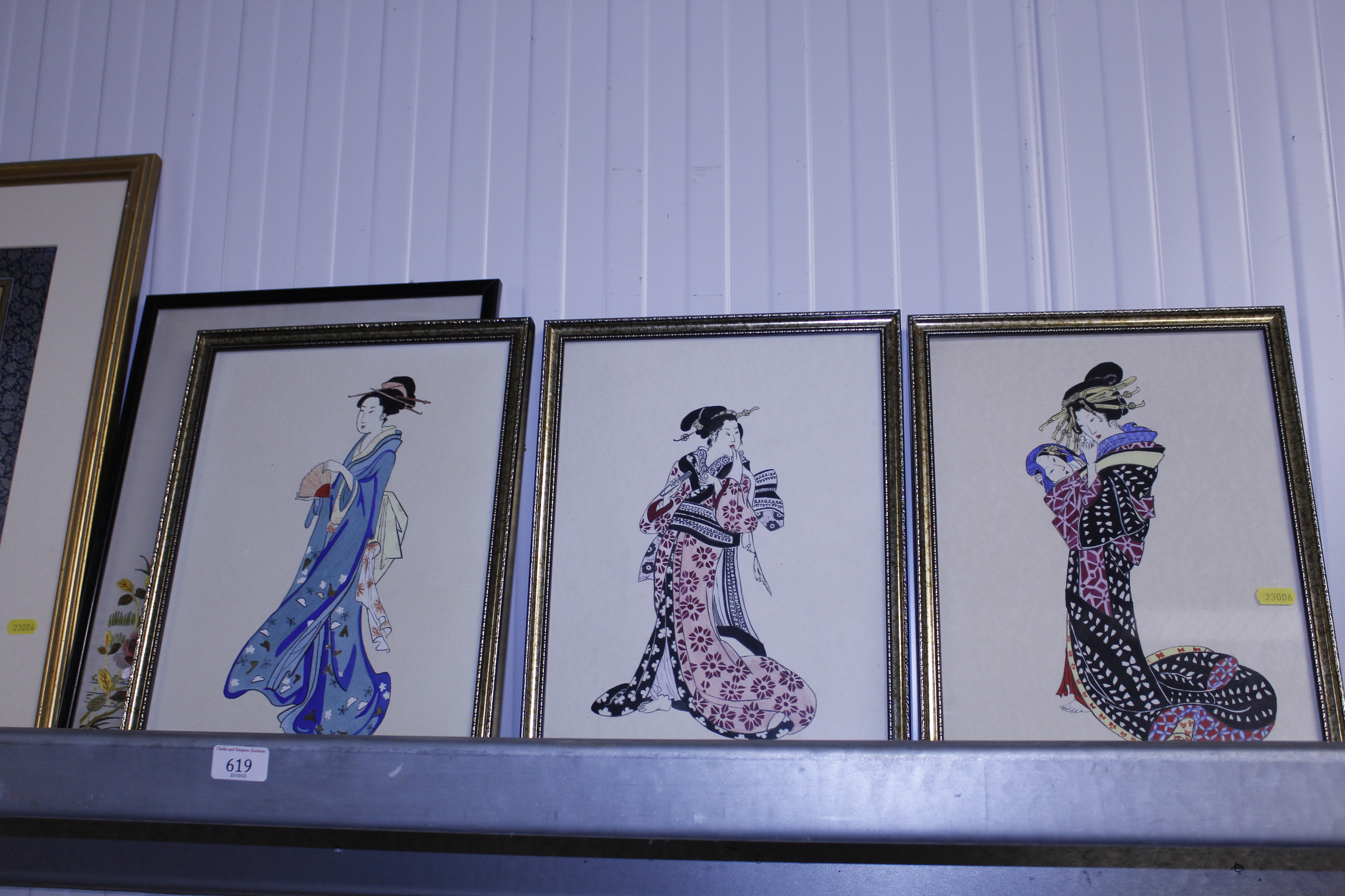A collection of Oriental watercolours, prints and embroideries - Bild 2 aus 3