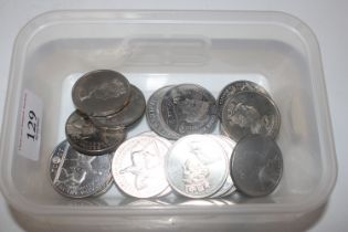 A box containing twenty £5 coins