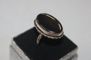 A 925 silver Hematite set ring