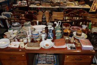 A large quantity of decorative ceramics to include