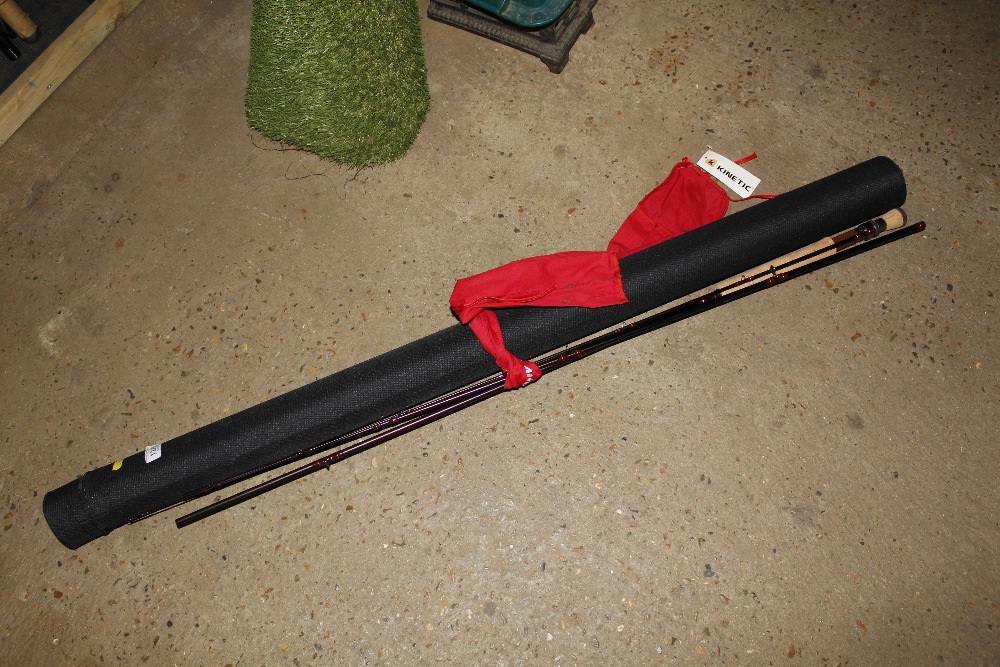 A Kinetic 10ft No 6/7 fly fishing rod with bag and