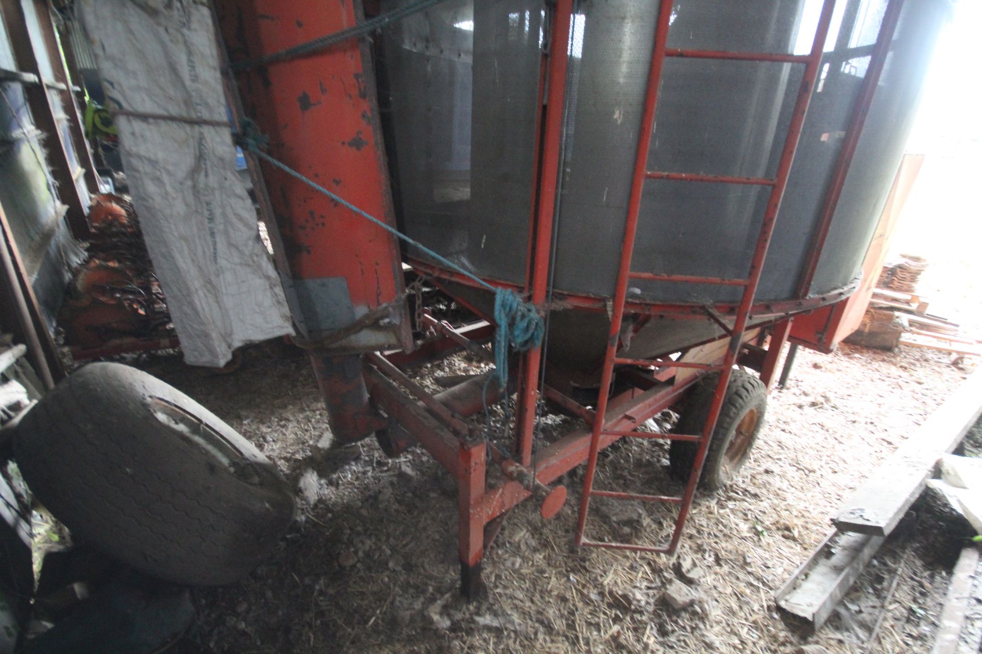 Master 12T diesel fired mobile grain drier. Owned for 25 years, unused for 10 years but dry - Image 5 of 41