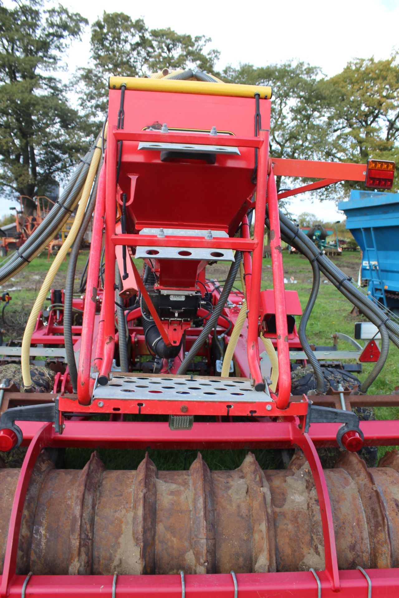 Vaderstad Biodrill 360 seeder. 2014. Currently set up as 15 outlet on bar, previously mounted to - Image 18 of 22