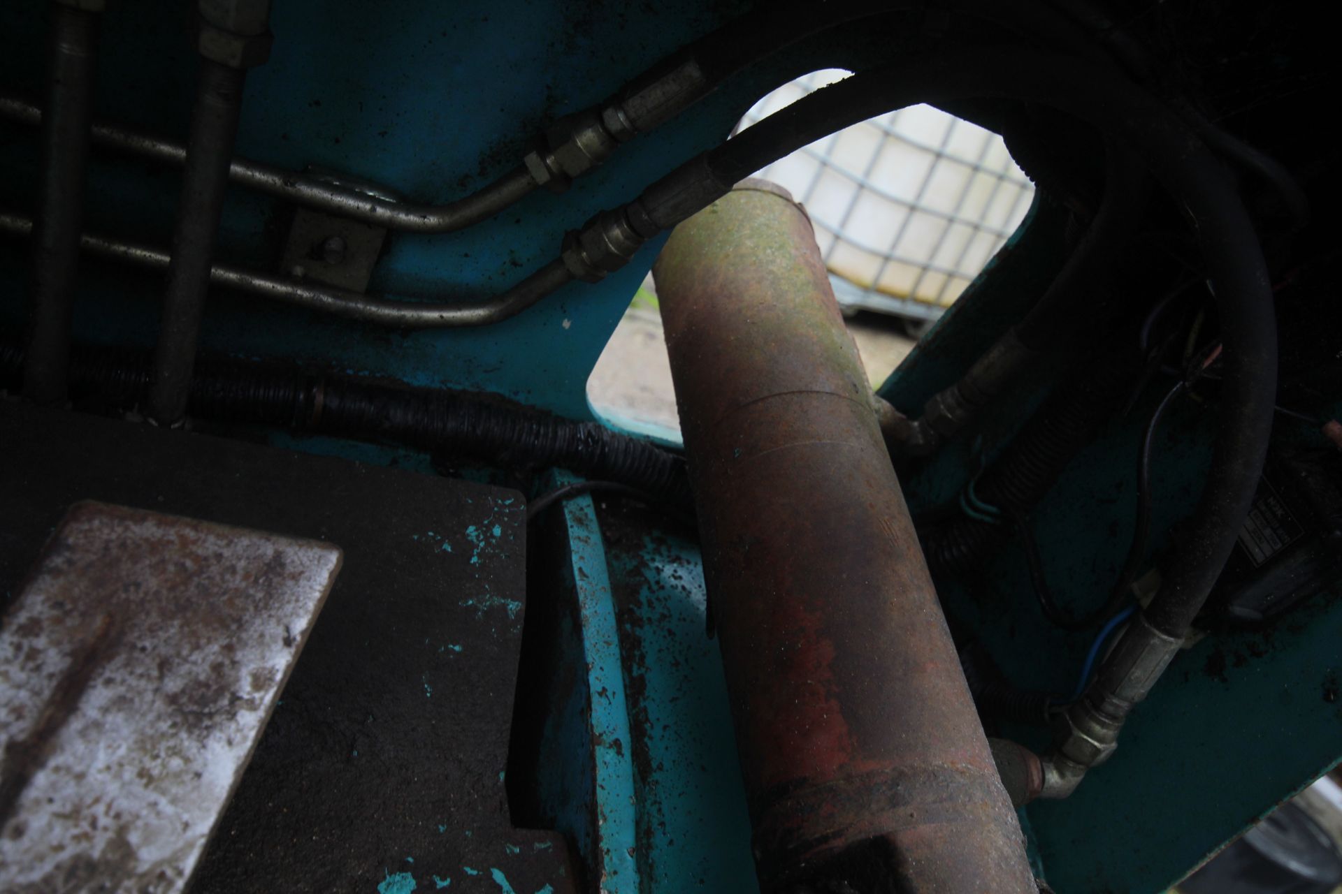 **UPDATED DESCRIPTION** Artison FD25 2.5T diesel masted forklift. With side shift. V **TO BE - Image 36 of 41