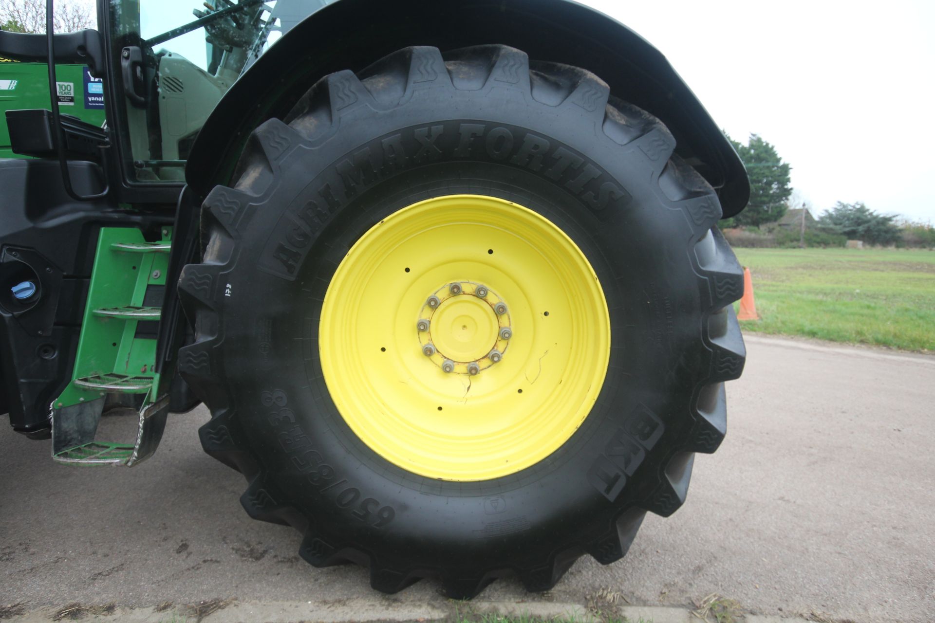 John Deere 6215R 4WD tractor. Registration CX18 WTV. Date of first registration 17/05/2018. Serial - Image 60 of 116