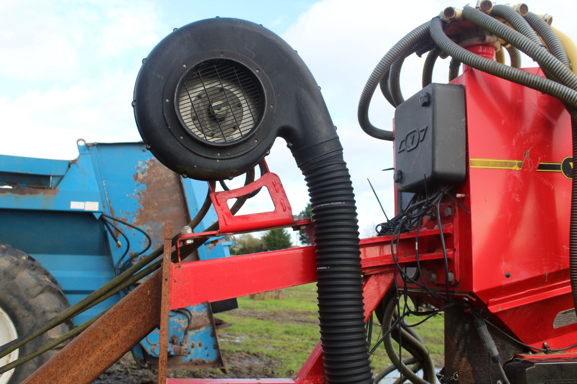 Vaderstad Biodrill 360 seeder. 2014. Currently set up as 15 outlet on bar, previously mounted to - Image 6 of 22