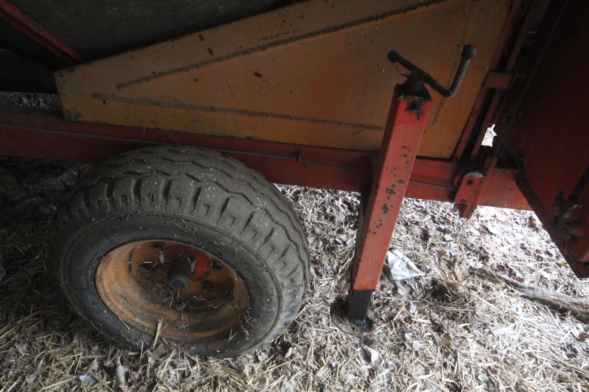 Master 12T diesel fired mobile grain drier. Owned for 25 years, unused for 10 years but dry - Image 22 of 41