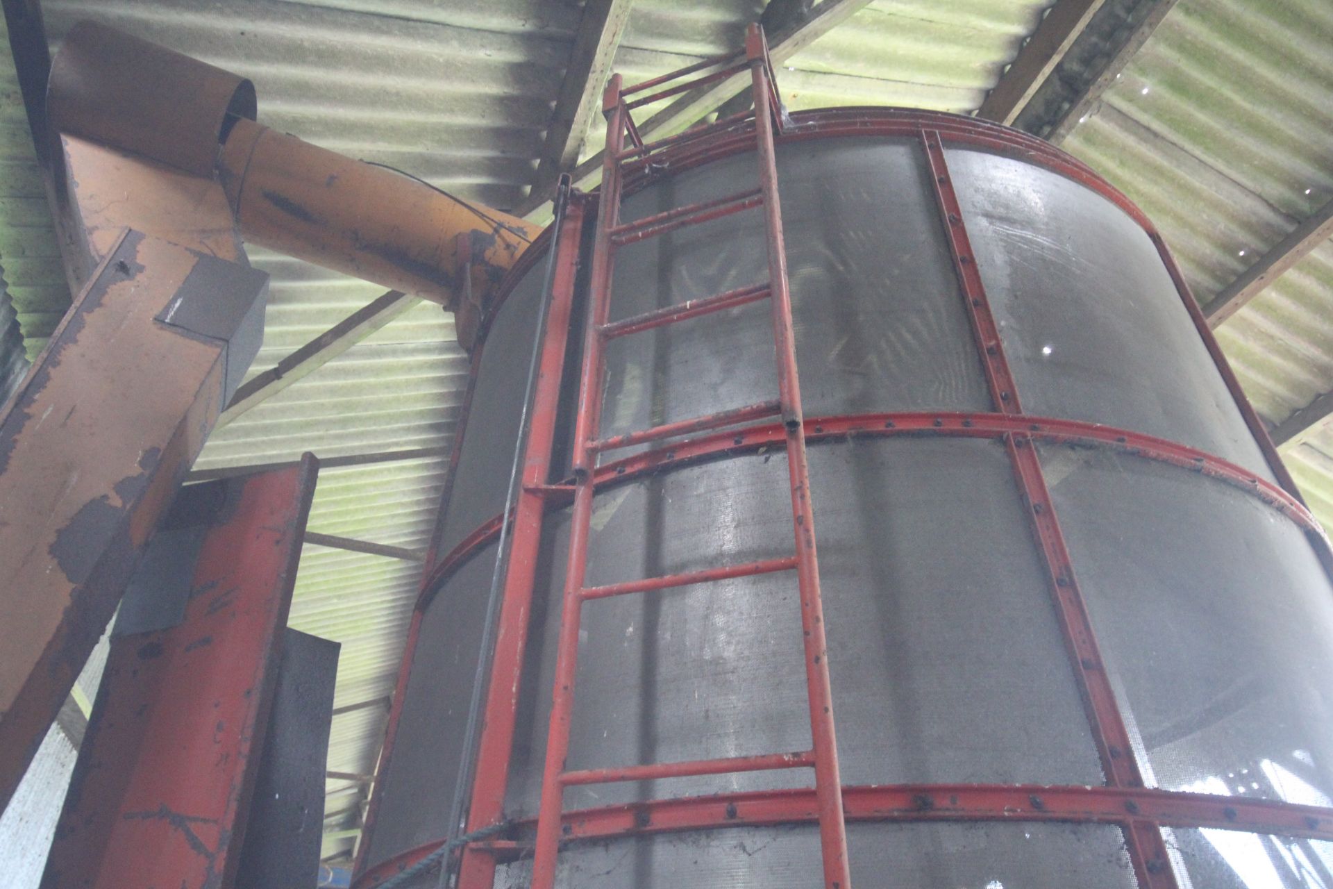 Master 12T diesel fired mobile grain drier. Owned for 25 years, unused for 10 years but dry - Image 26 of 41