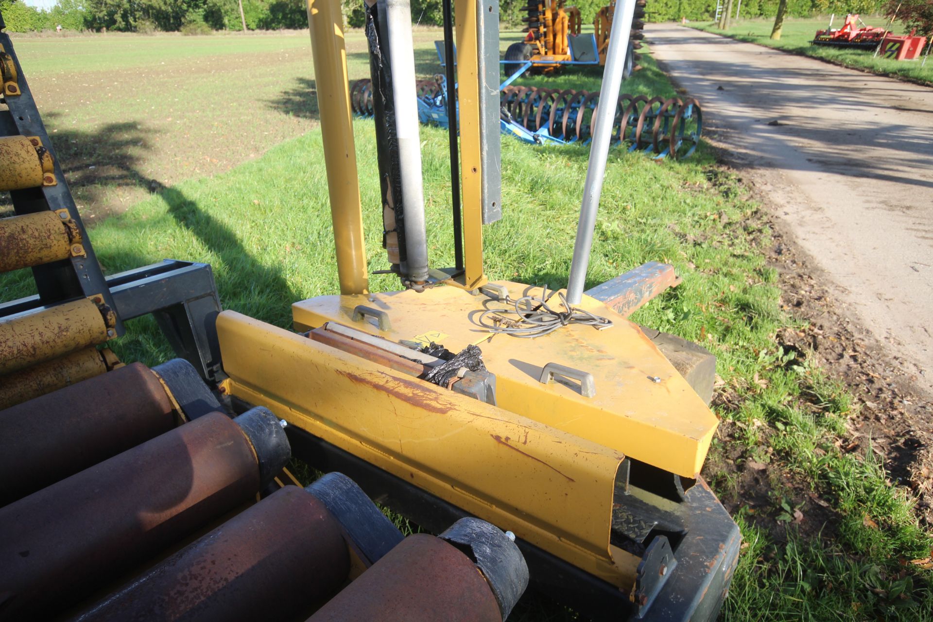 Tanco Autowrap 1418S static automatic bale wrapper. Bale count 39,497. 3,257 hours. With self- - Image 8 of 32