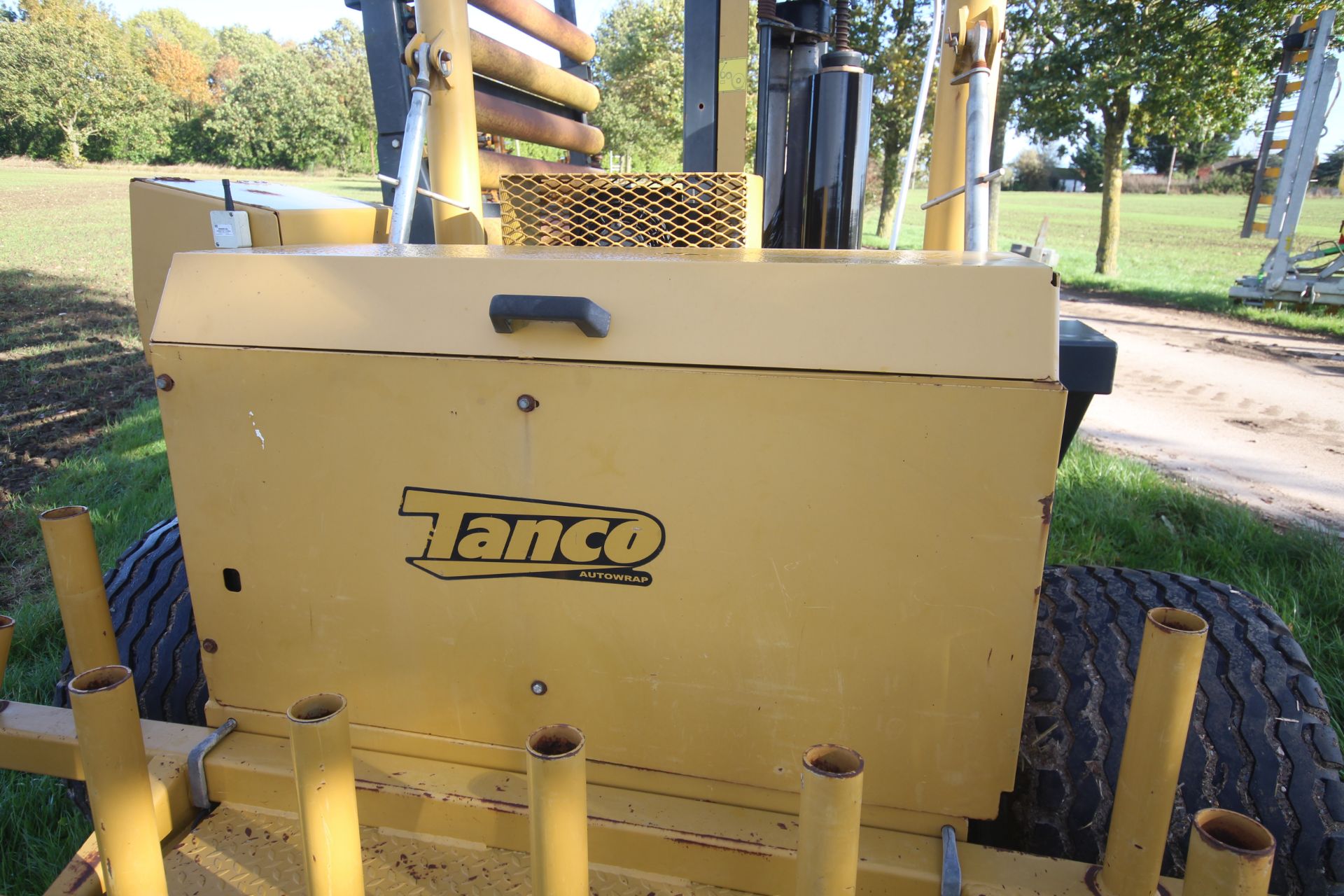 Tanco Autowrap 1418S static automatic bale wrapper. Bale count 39,497. 3,257 hours. With self- - Image 24 of 32