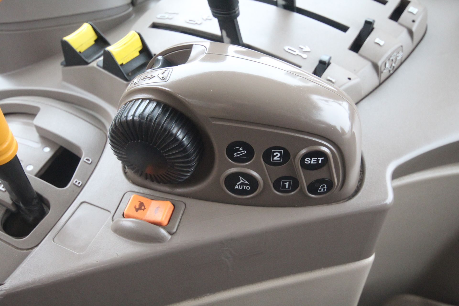 John Deere 6215R 4WD tractor. Registration CX18 WTV. Date of first registration 17/05/2018. Serial - Image 105 of 116