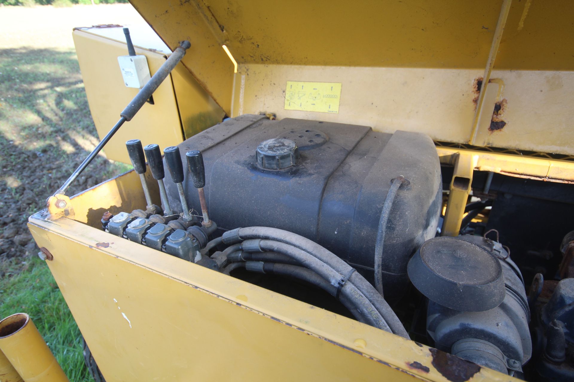 Tanco Autowrap 1418S static automatic bale wrapper. Bale count 39,497. 3,257 hours. With self- - Image 25 of 32