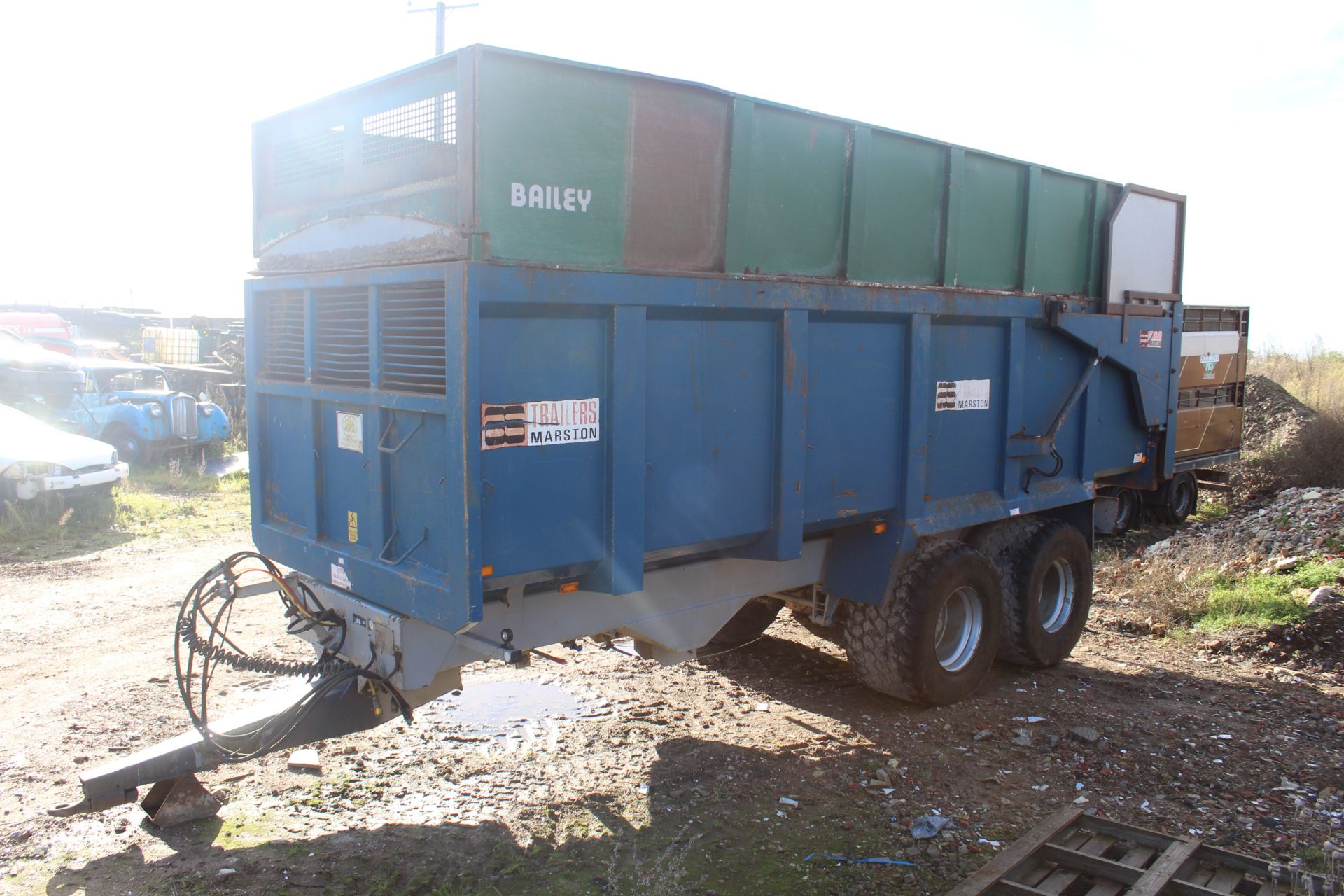 Marston 18T twin axle tipping trailer. 2005. With flotation wheels and tyres, air brakes, - Image 6 of 64