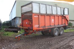 **UPDATED DESCRIPTION** Larrington Majestic 18T twin axle tipping trailer. 2009. With flotation