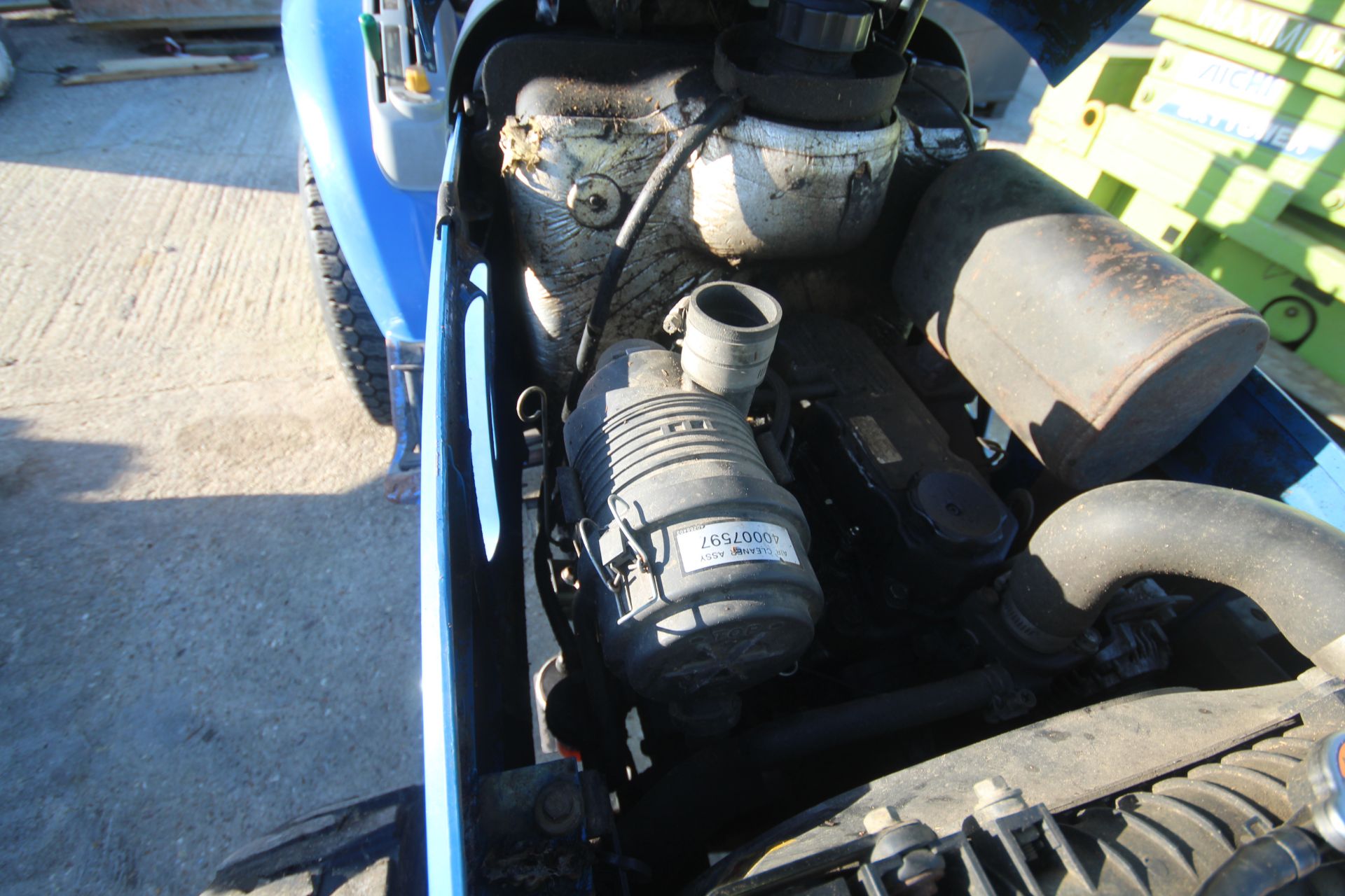 **UPDATED DESCRIPTION** New Holland Boomer 25 4WD compact tractor. Registration AY17 AHF. Date of - Image 43 of 45