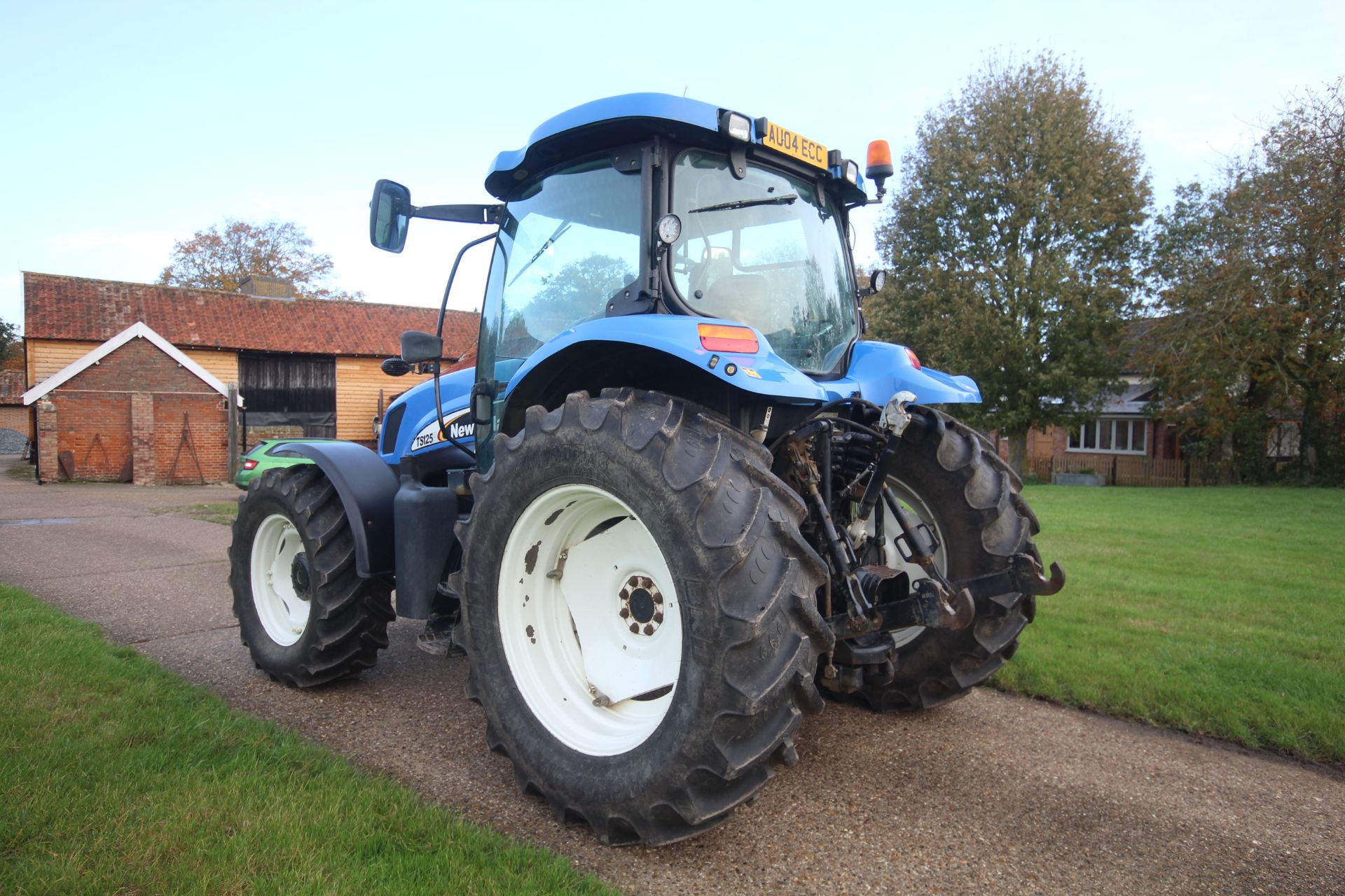 New Holland TS125A 4WD tractor. Registration AU04 ECC. Date of first registration 01/03/2004. 5, - Image 3 of 107