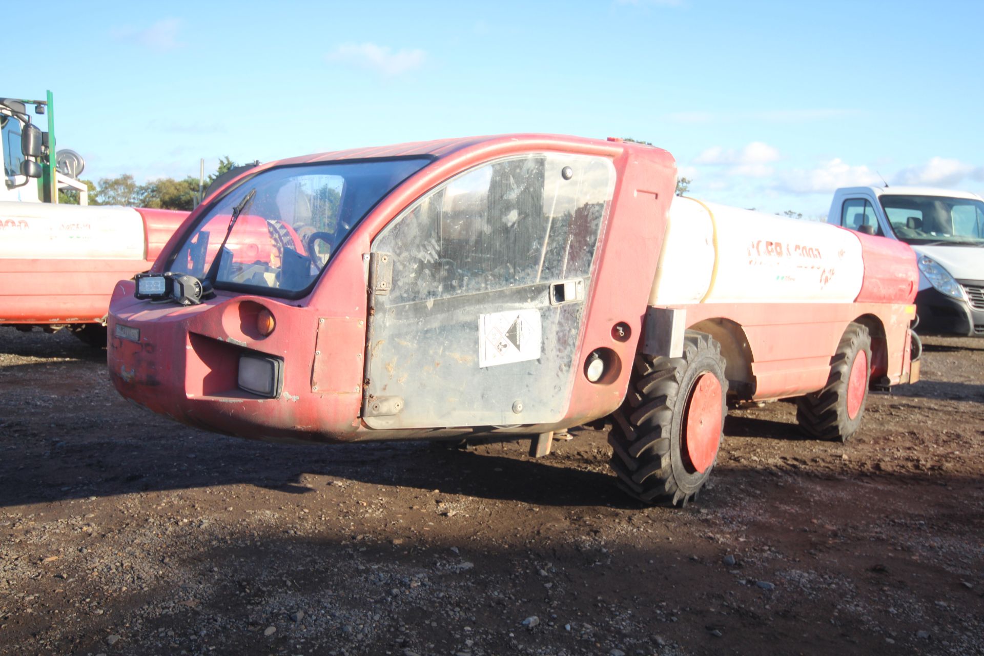 Tifone Cobra 2000 Interceptor 4WD 4WS self-propelled Line sprayer. 2013. Showing 1,161 hours.