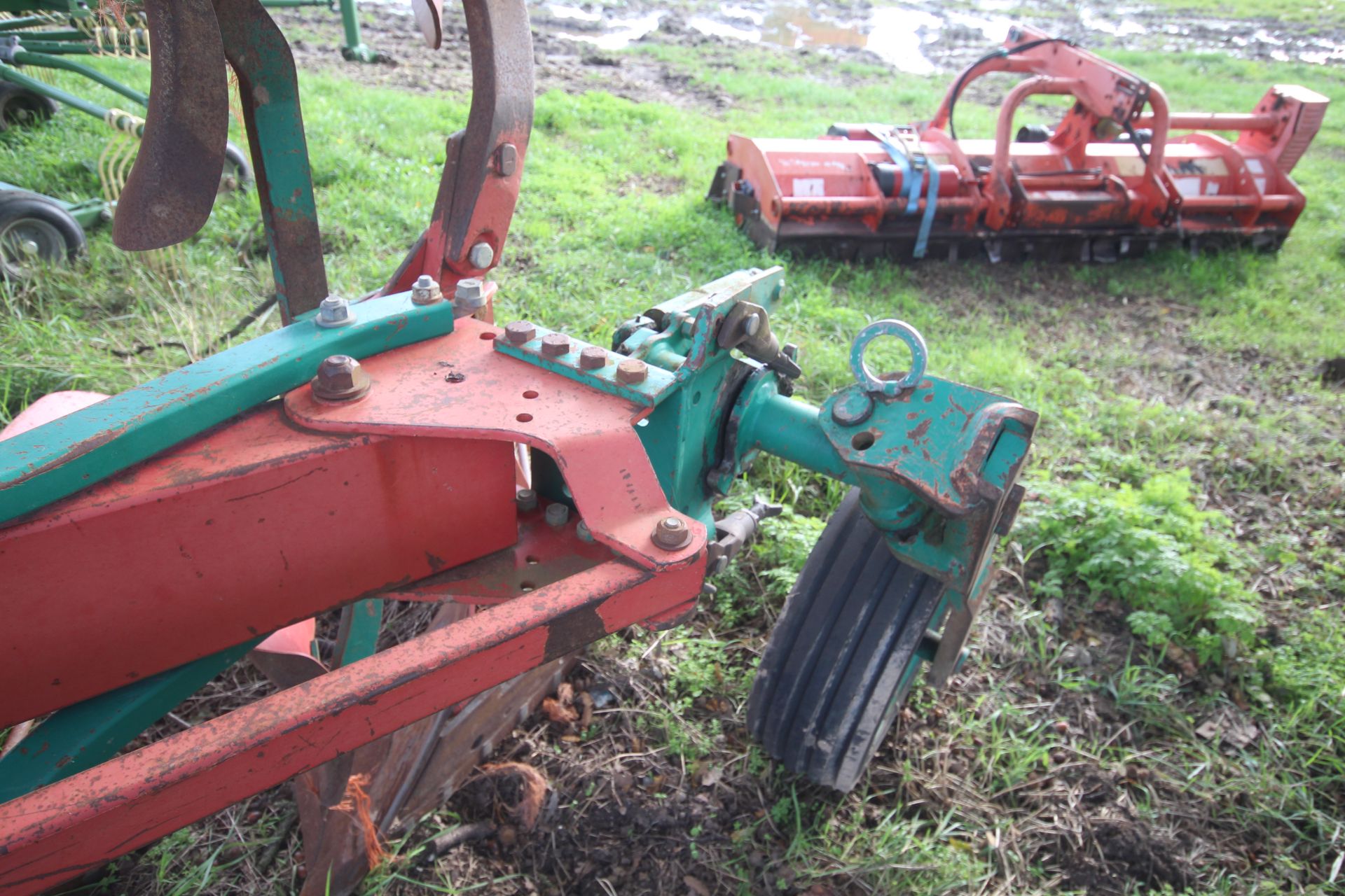 Kverneland LB85 5+1F reversible plough. 85/300/28/HD. With 300HP headstock, 28 bodies, tungsten - Image 21 of 31