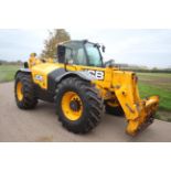 **UPDATED DESCRIPTION** JCB 560-80 Agri Super Loadall. Registration AV18 NVU. Date of first