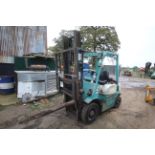 **UPDATED DESCRIPTION** Artison FD25 2.5T diesel masted forklift. With side shift. V **TO BE