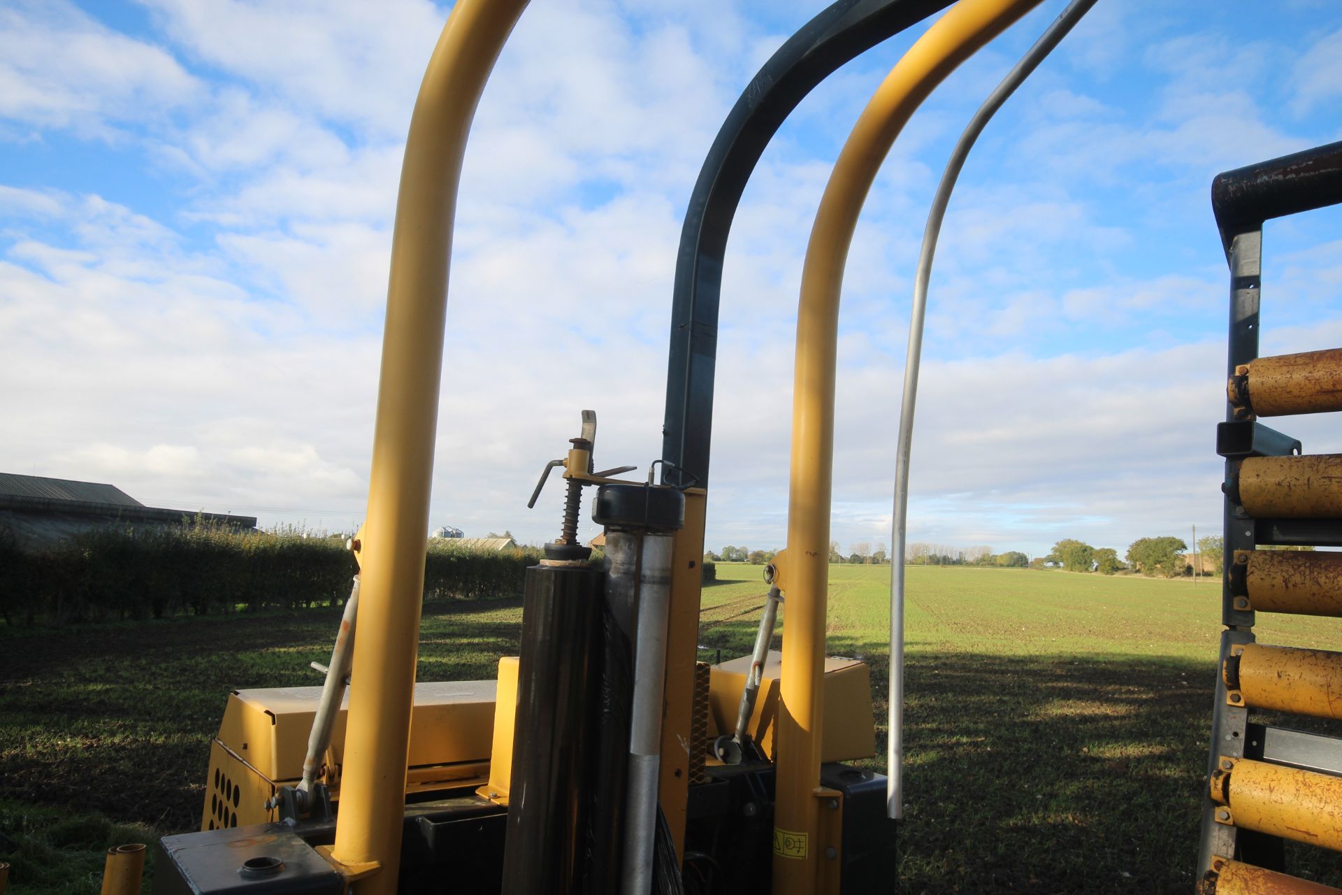 Tanco Autowrap 1418S static automatic bale wrapper. Bale count 39,497. 3,257 hours. With self- - Image 13 of 32