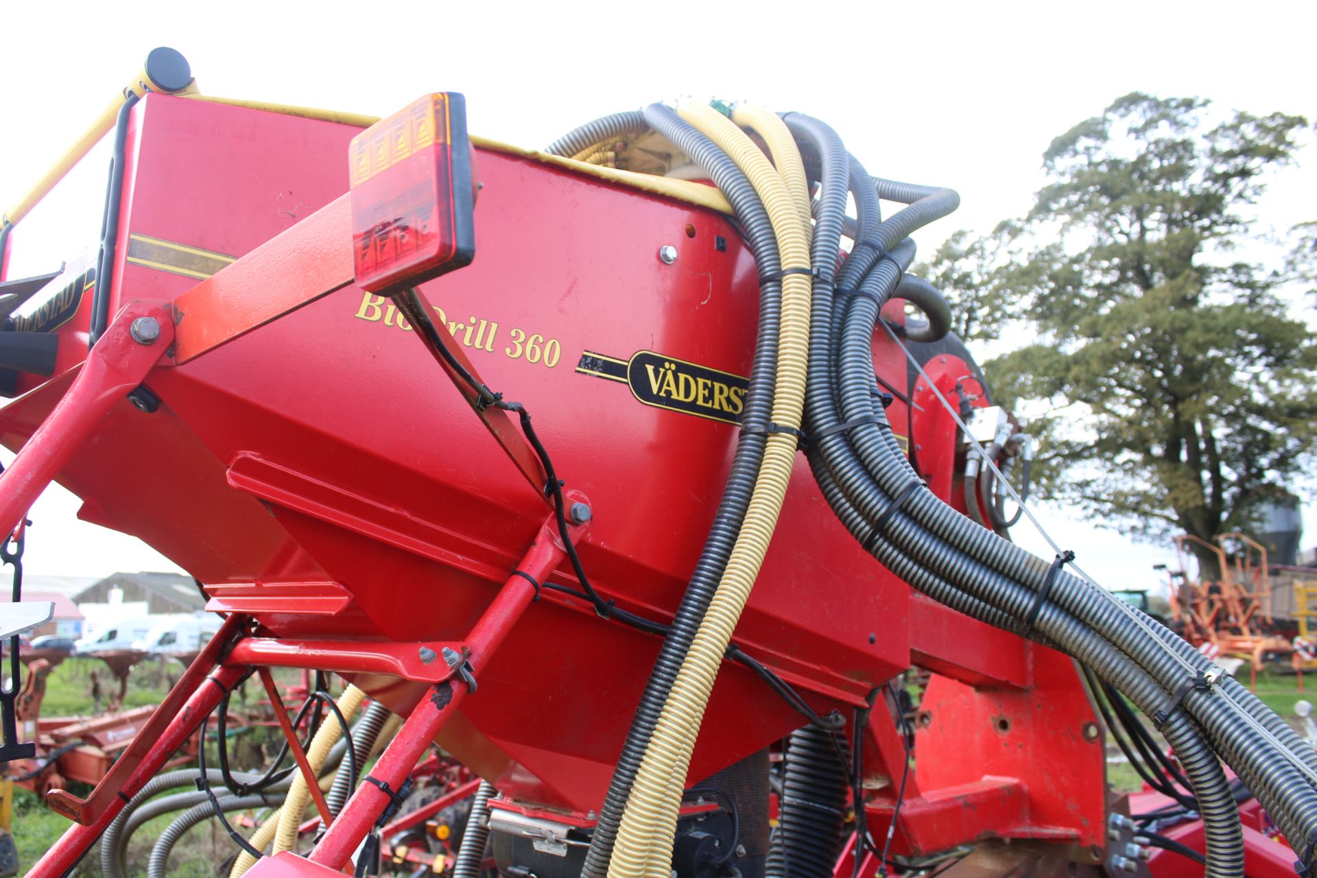 Vaderstad Biodrill 360 seeder. 2014. Currently set up as 15 outlet on bar, previously mounted to - Image 17 of 22