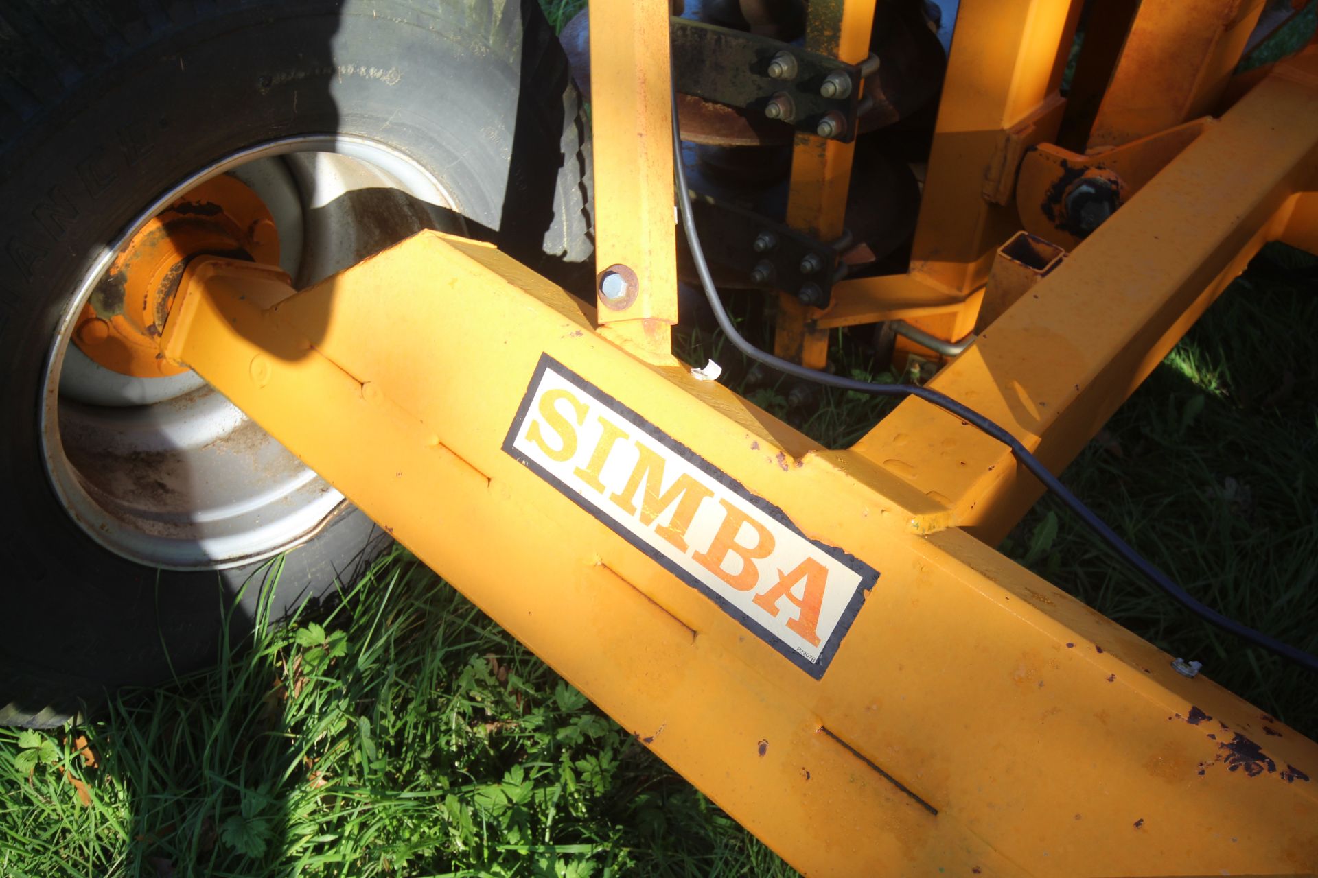 Simba 4.6m hydraulic folding Cultipress. Serial number 99970051. Comprising two rows of rigid leg - Image 29 of 48