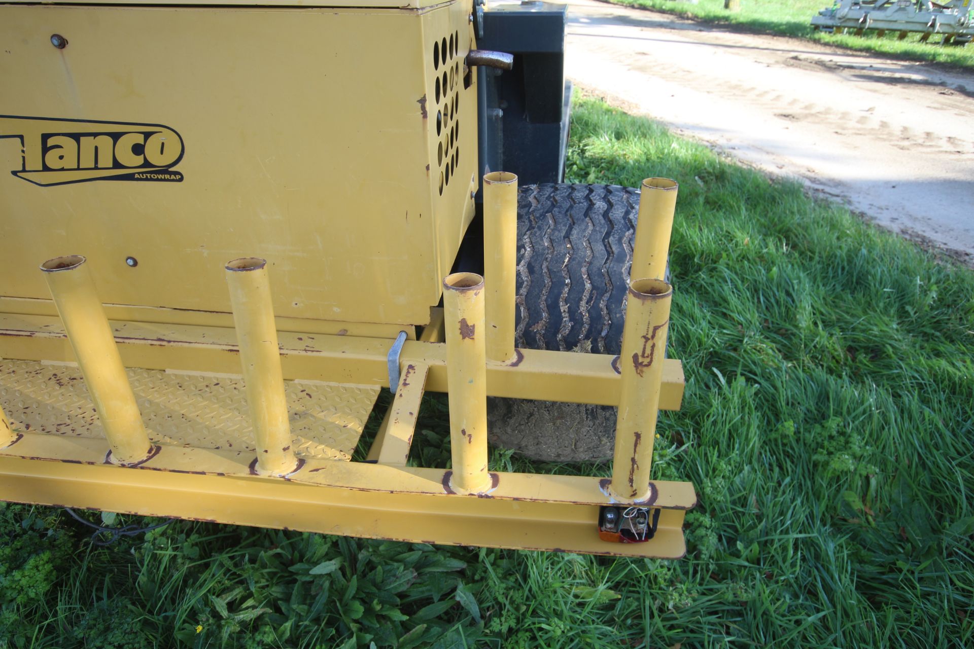 Tanco Autowrap 1418S static automatic bale wrapper. Bale count 39,497. 3,257 hours. With self- - Image 22 of 32