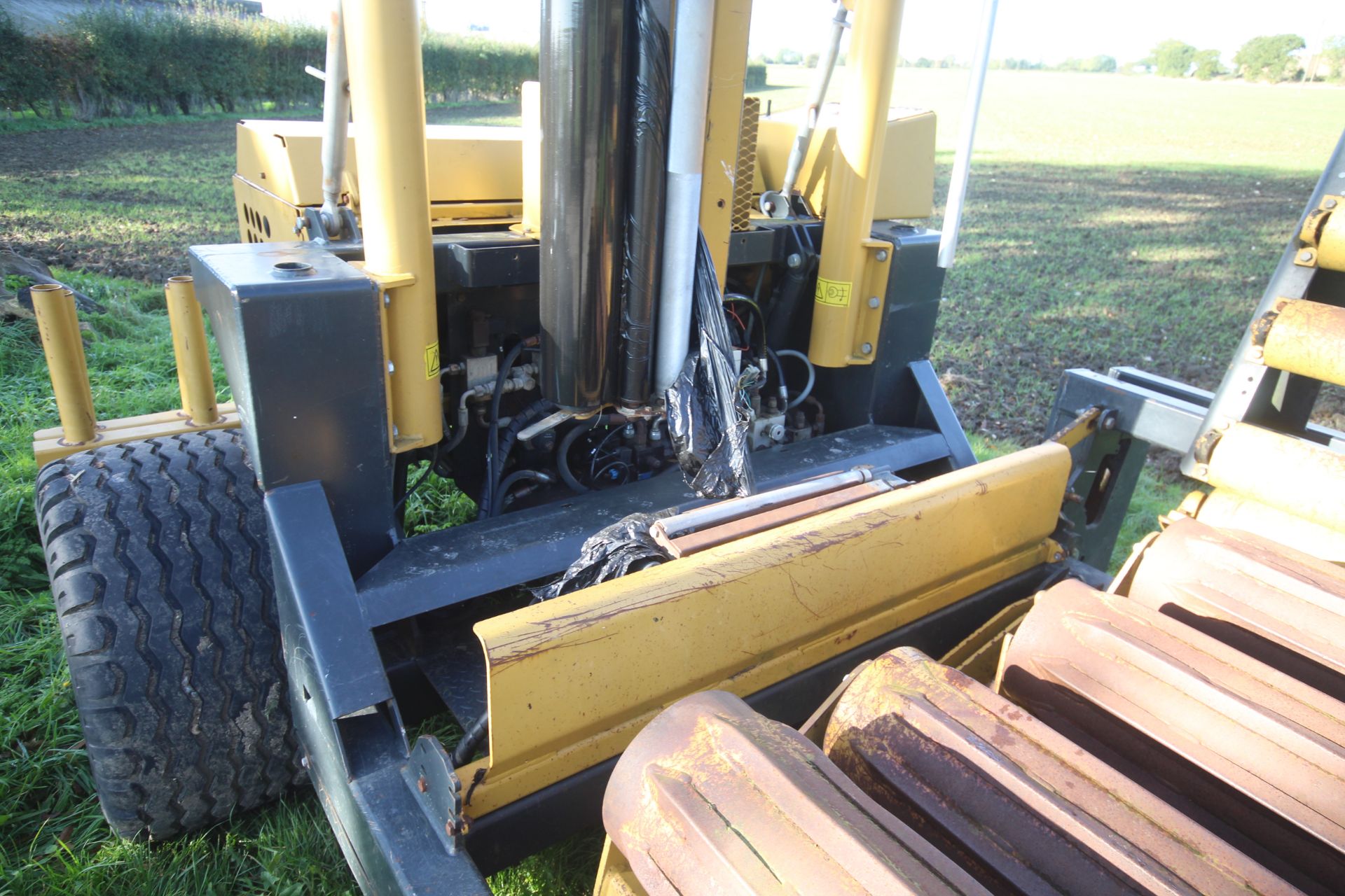 Tanco Autowrap 1418S static automatic bale wrapper. Bale count 39,497. 3,257 hours. With self- - Image 14 of 32