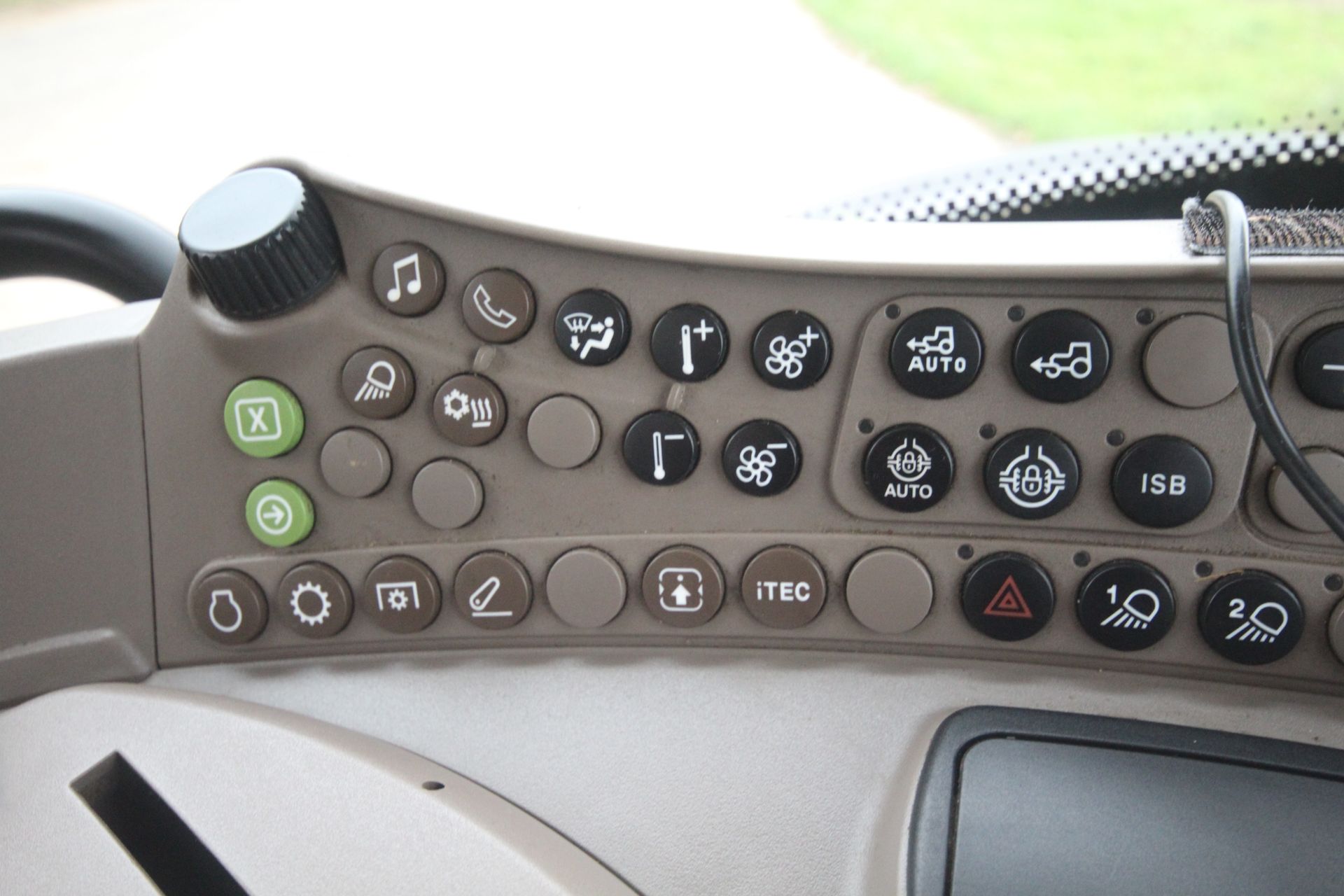 John Deere 6215R 4WD tractor. Registration CX18 WTV. Date of first registration 17/05/2018. Serial - Image 95 of 116