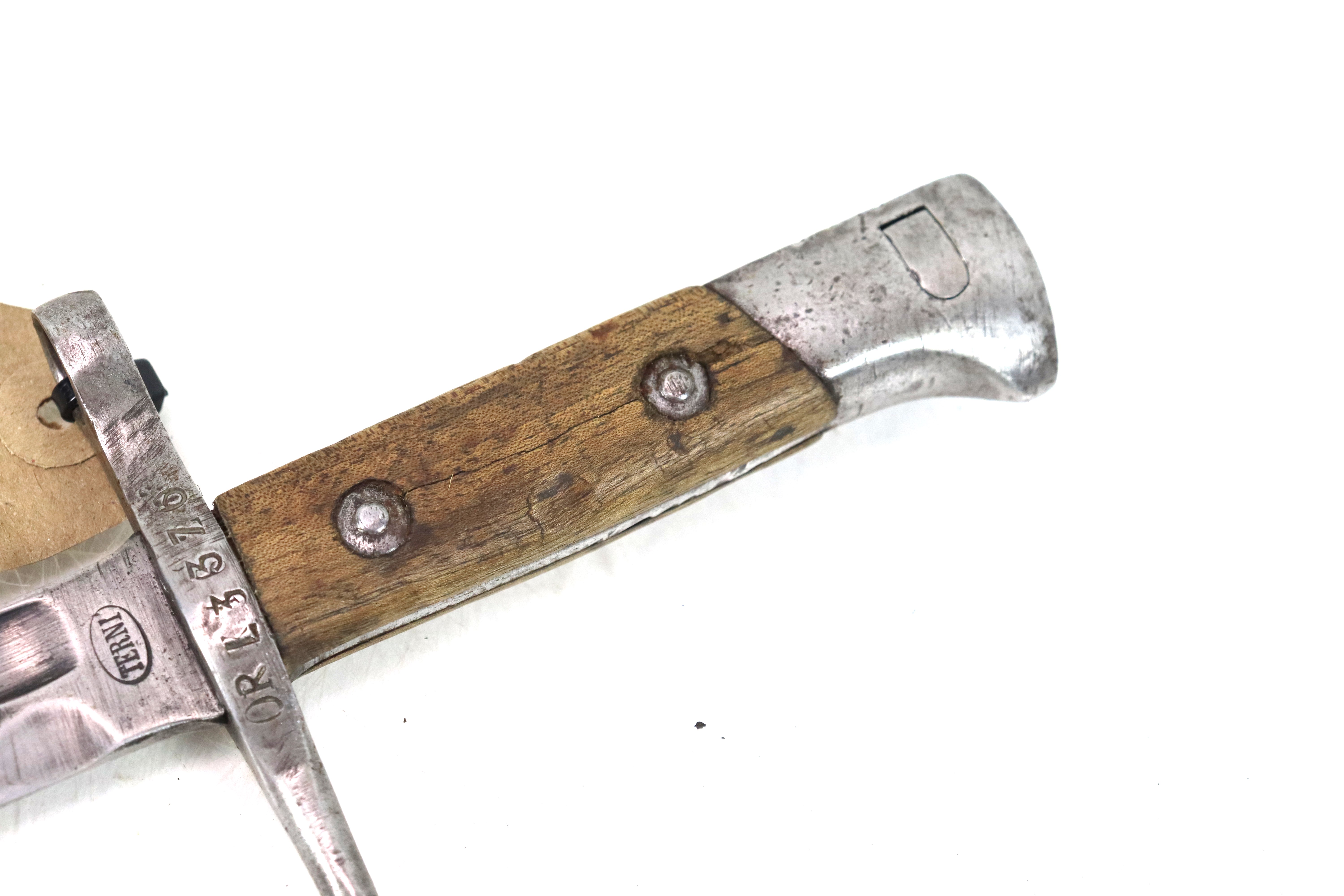 An Italian model 1891 bayonet with scabbard - Image 9 of 18