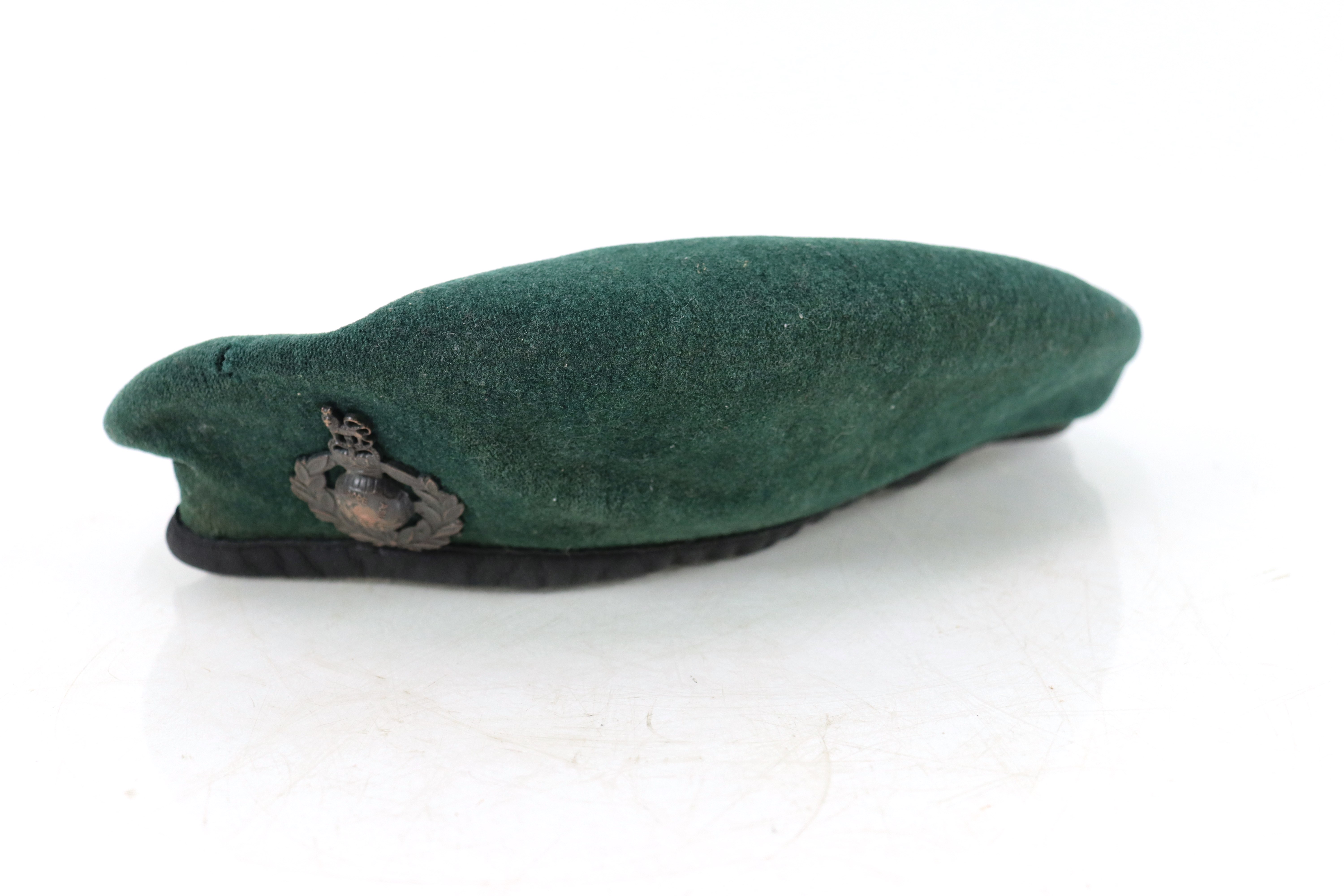 A Royal Marine beret with badge; a Royal Marine b - Image 2 of 11