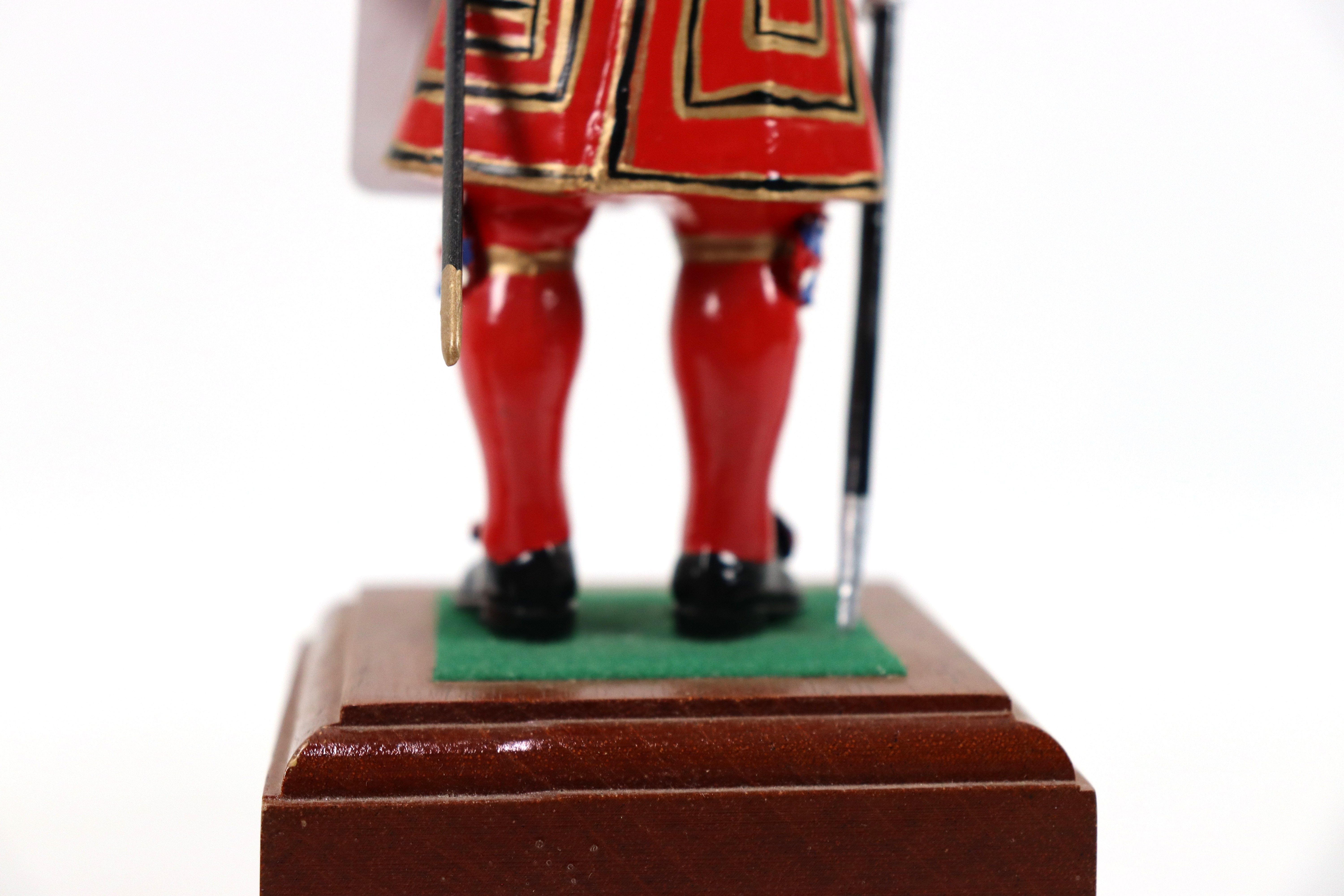 Two painted models of the Yeoman of the Guard (one - Image 7 of 17