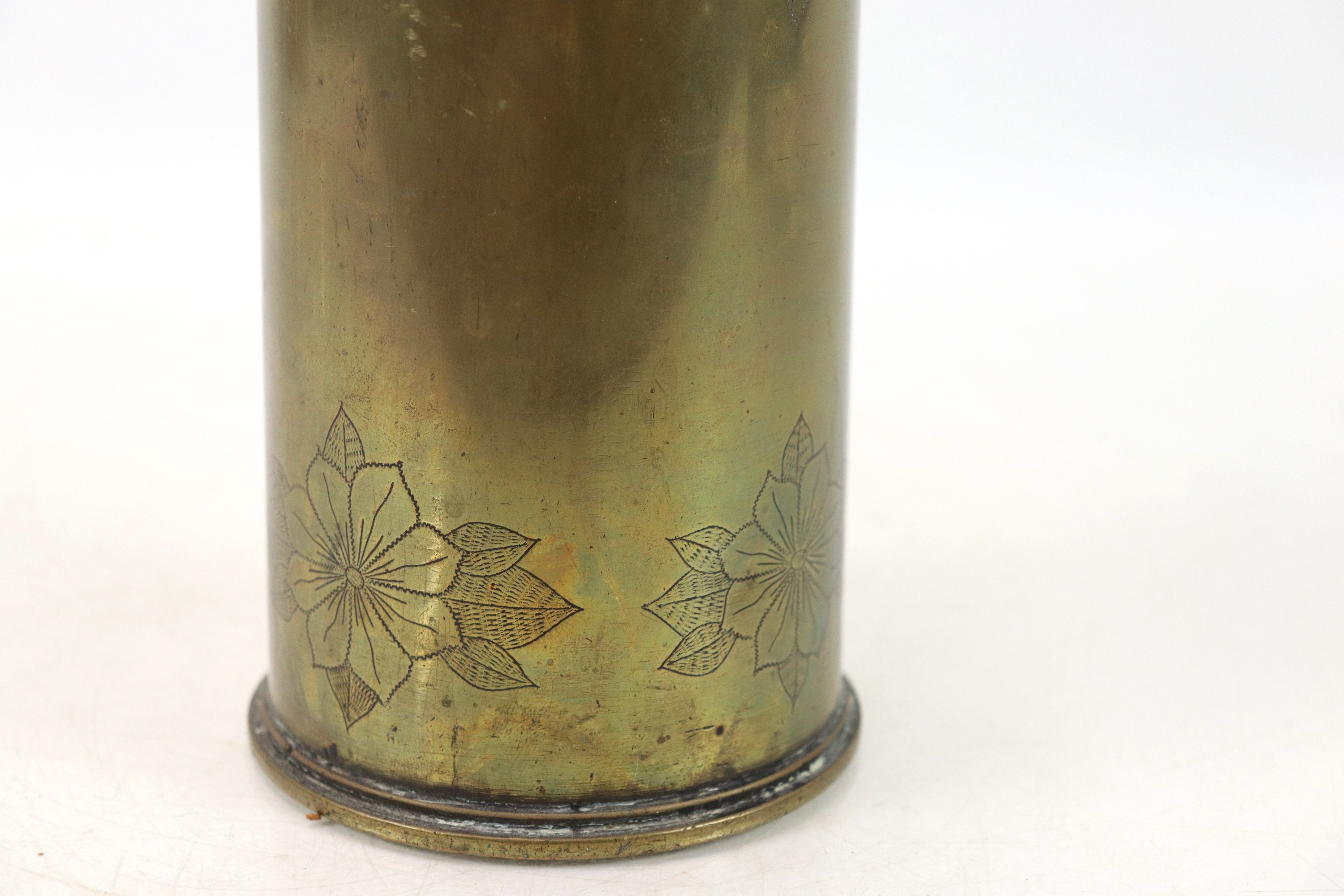 A 1917 dated Trench Art 18lb shell case "Souvenir - Image 9 of 10