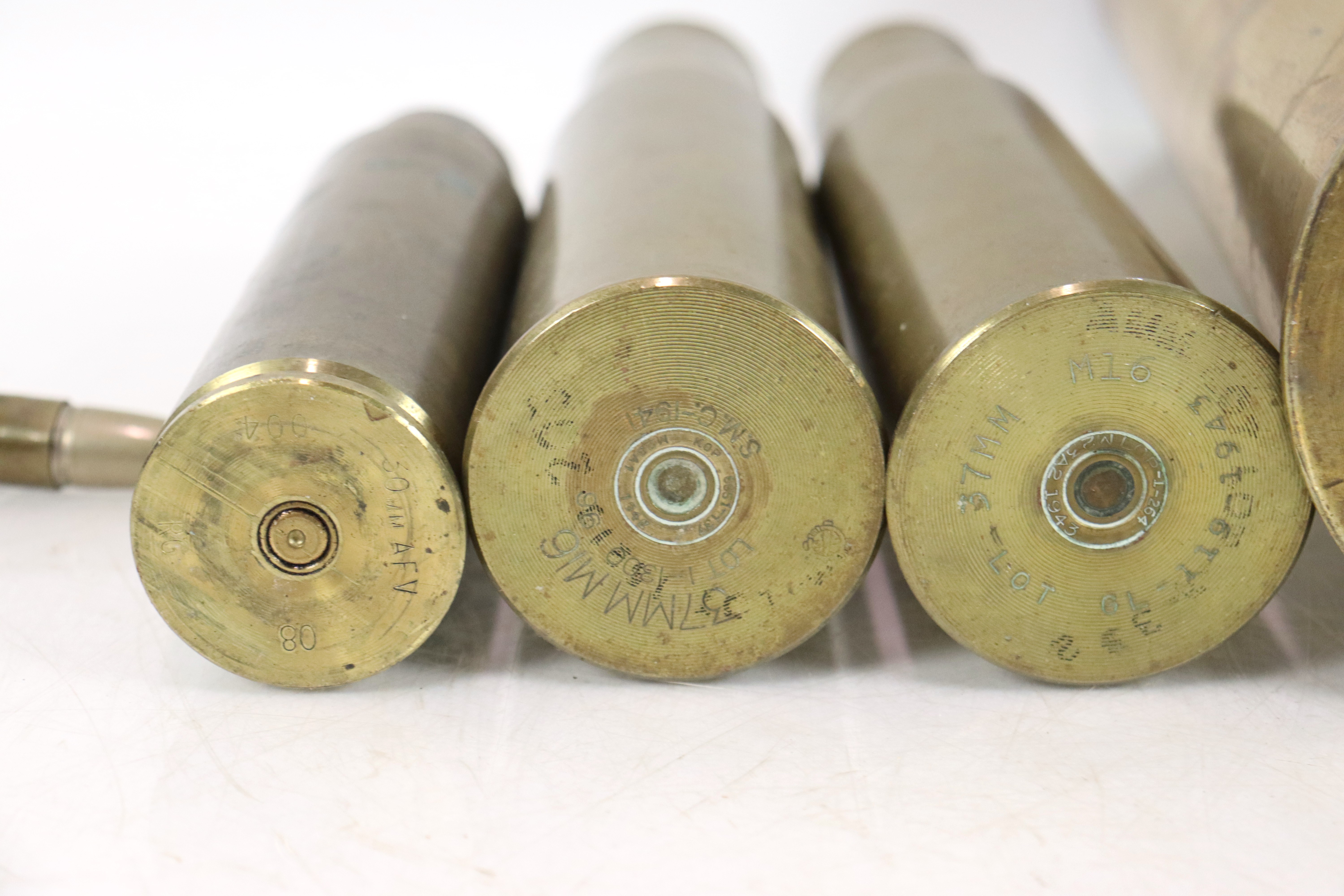 A collection of various shell cases including WWI - Image 33 of 34