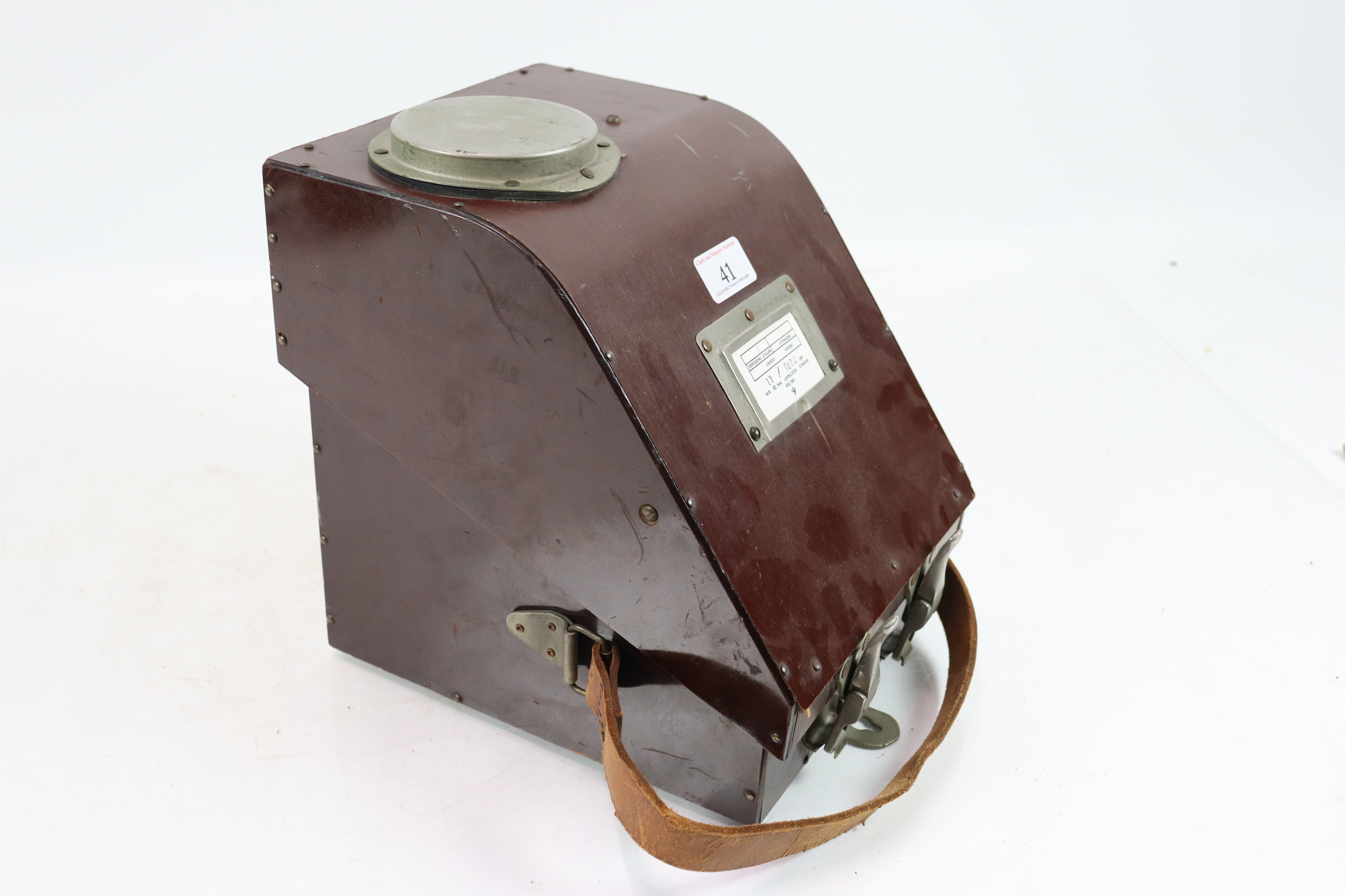 A WWII era cased Bubble Sextant MKIX serial no. 72 - Image 22 of 24