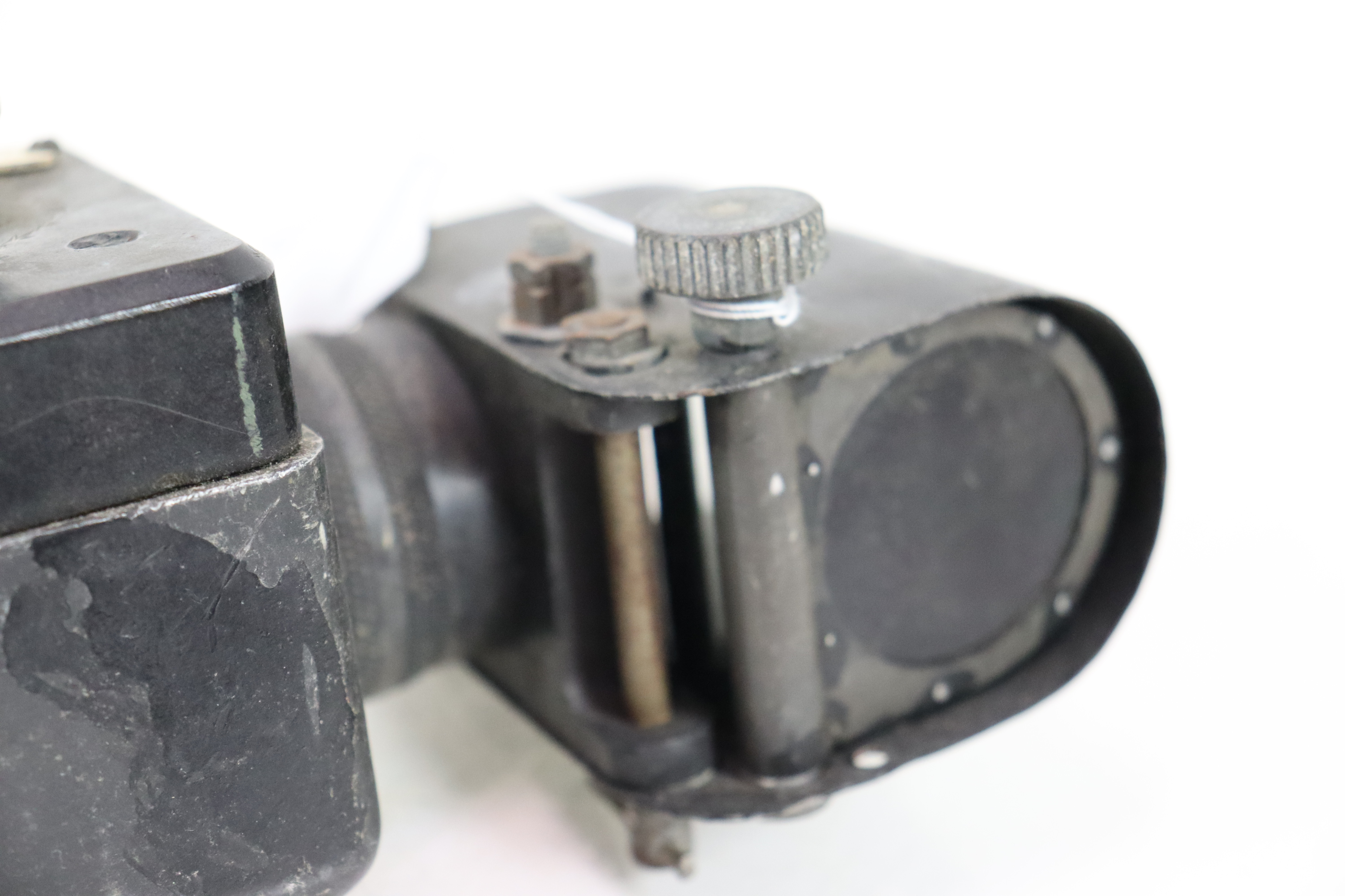 A WWII era reflector sight Mk IIIA with A.M. plaqu - Image 5 of 13