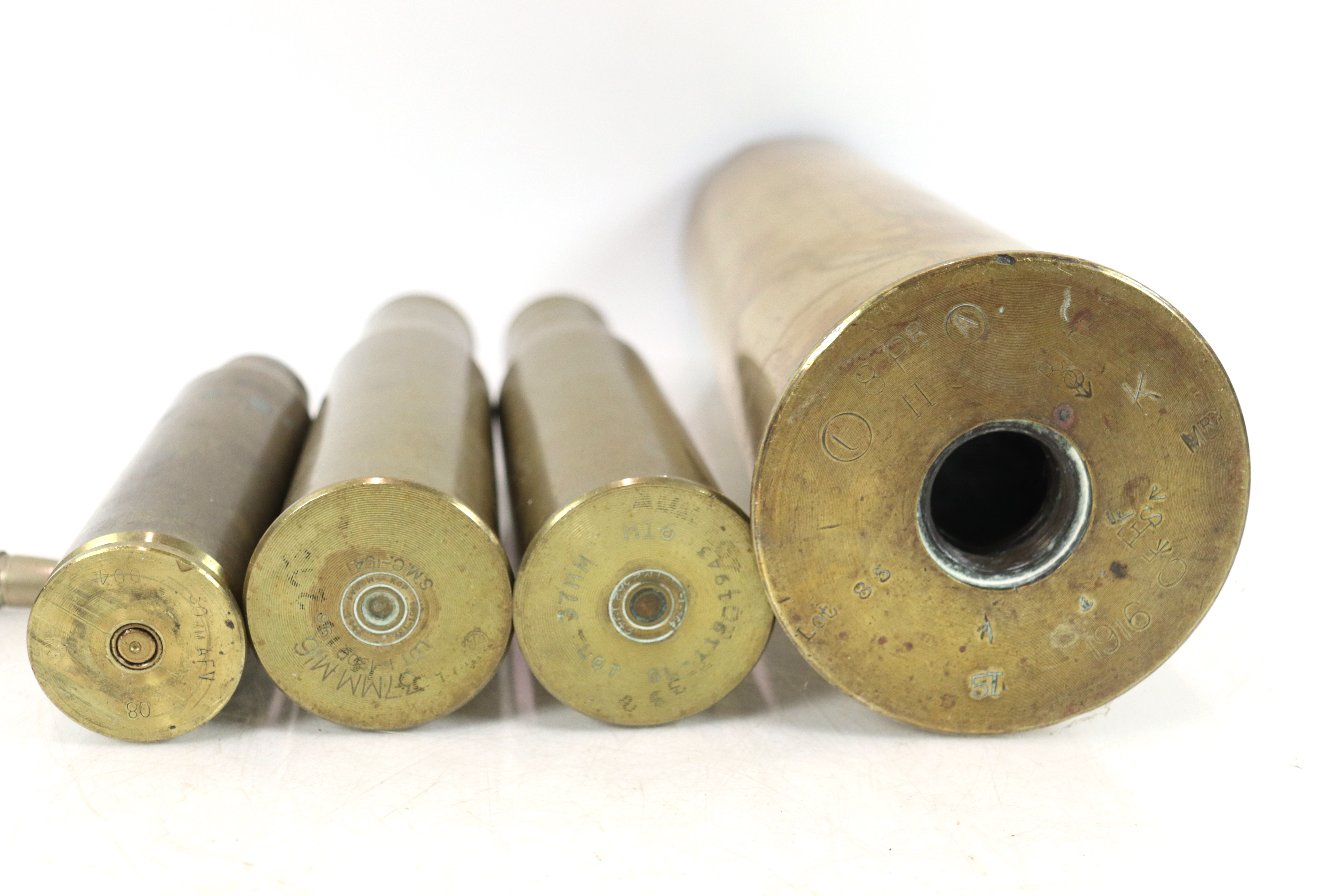 A collection of various shell cases including WWI - Image 32 of 34