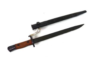 An India model MkII Star bayonet with scabbard (st