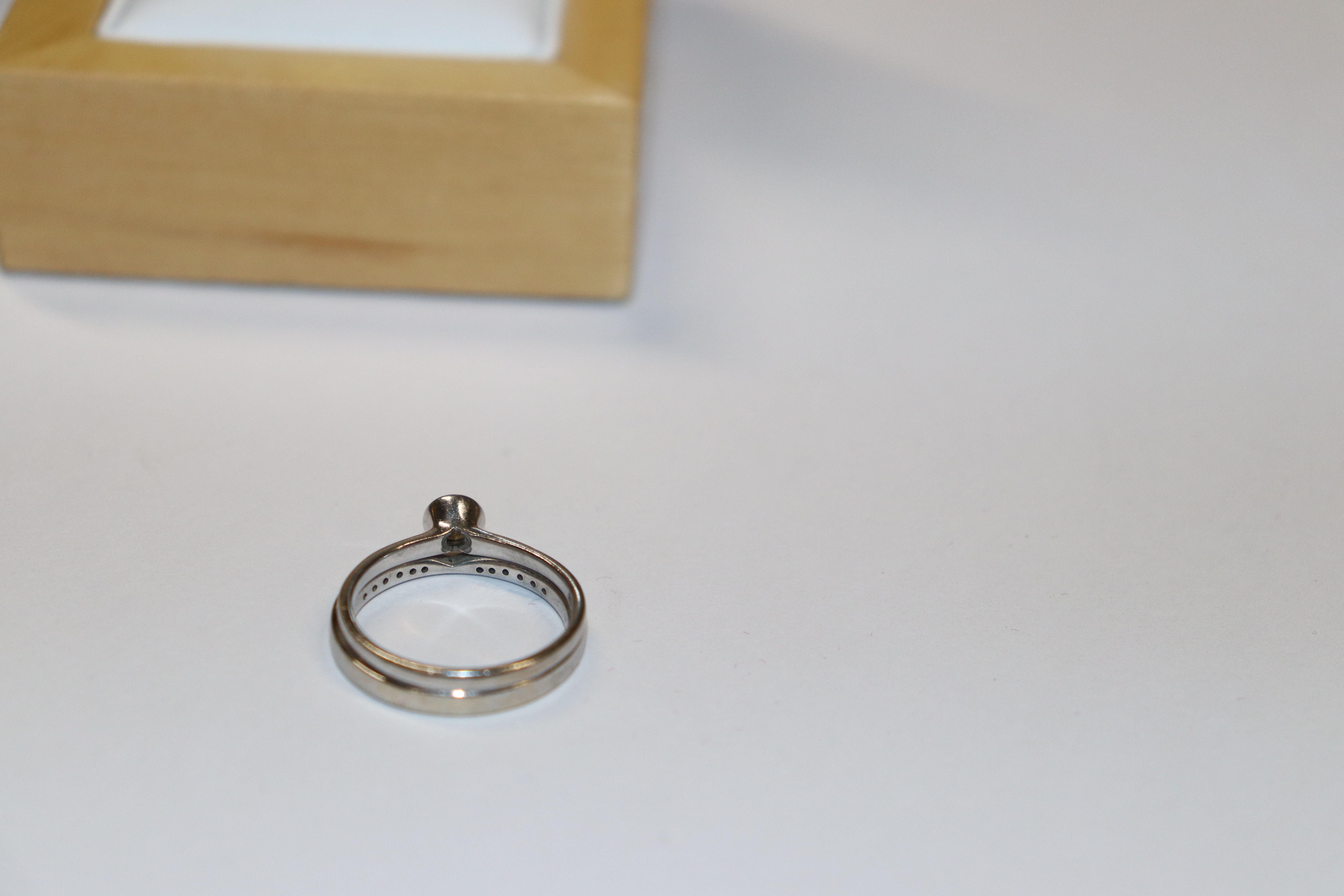 An 18ct white gold combined wedding ring and engag - Image 5 of 6