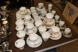 A quantity of various teaware to include Royal Alb