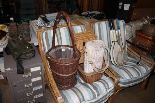 A quantity of basketware