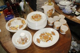 A quantity of Palissy dinnerware