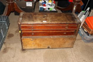 A carpenters tool chest and contents of tools to i