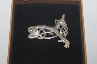 A Sterling silver CSW Iona brooch, approx. 10gms