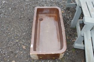 A butler type sink