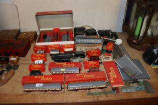 A quantity of Tri-ang .00 gauge model railway