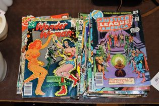 A collection of DC comics, mostly Wonderwoman