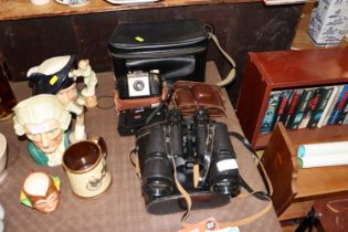 A quantity of various cameras; a pair of 7 x 50 bi